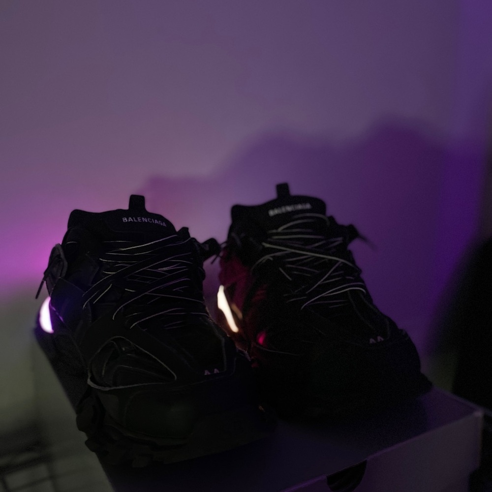 Led balenciaga tracks - Picture 2 of 5